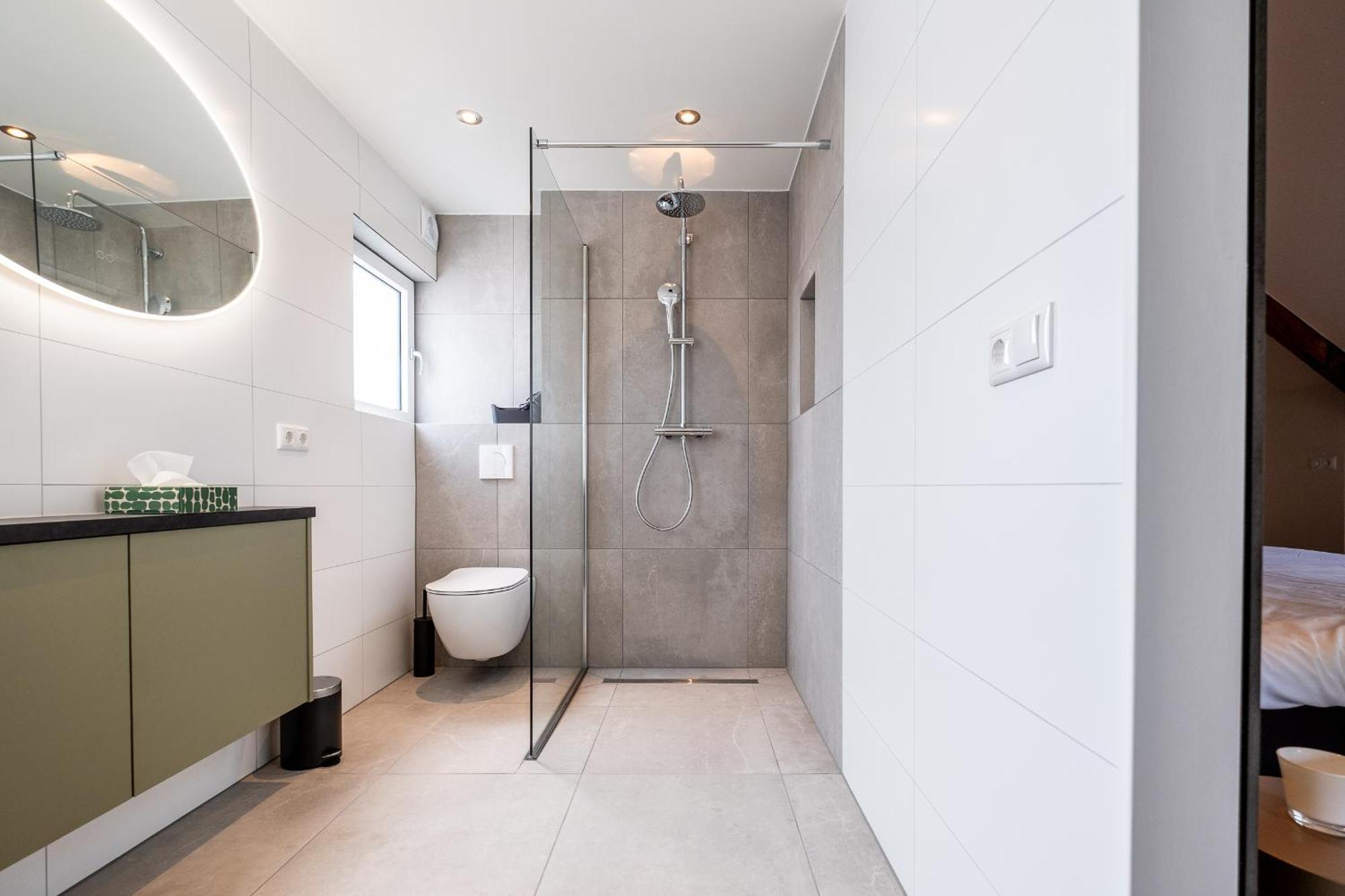 Bb Aan De Kapel Bed & Breakfast Roermond Exterior photo