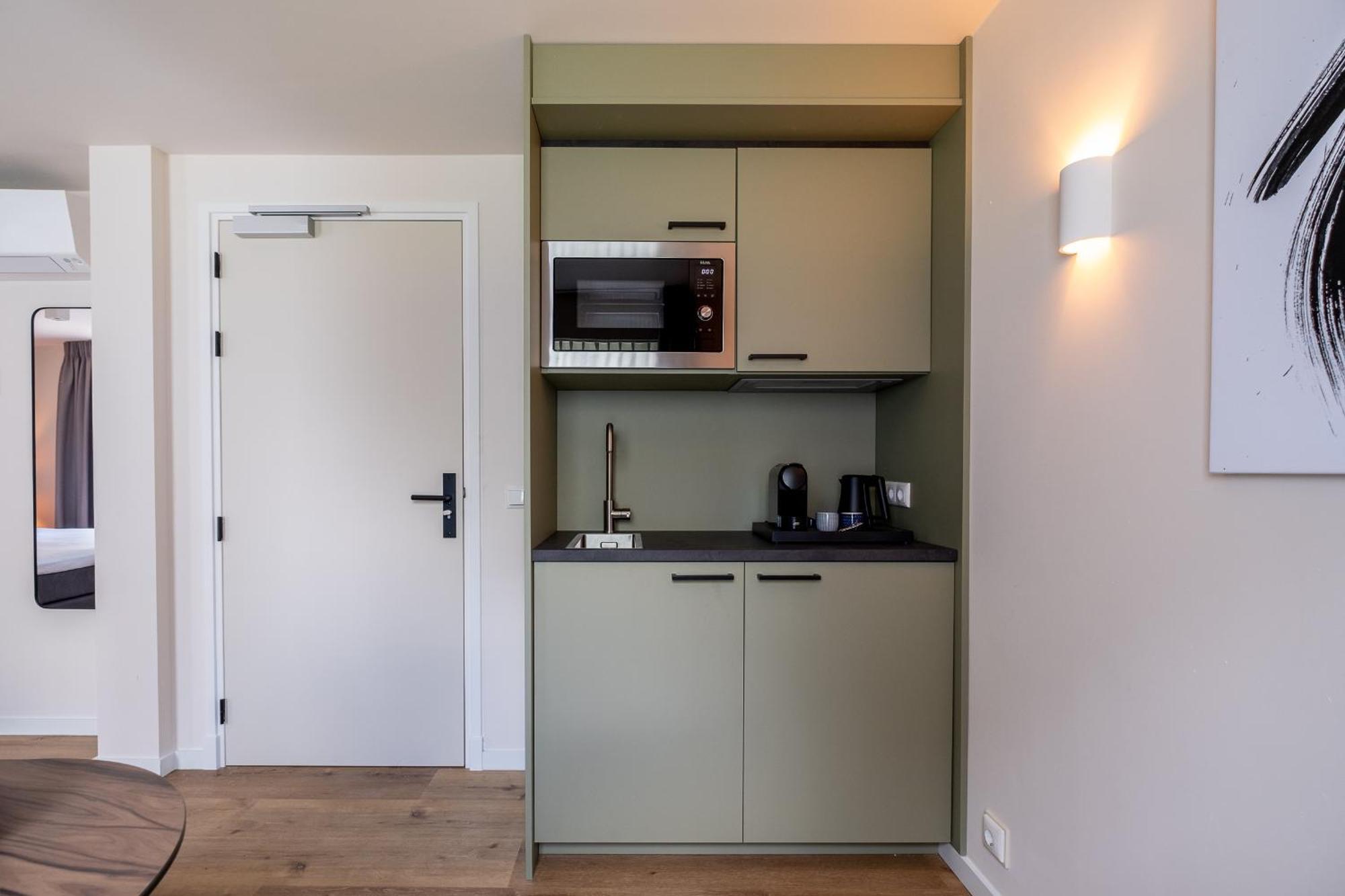 Bb Aan De Kapel Bed & Breakfast Roermond Exterior photo